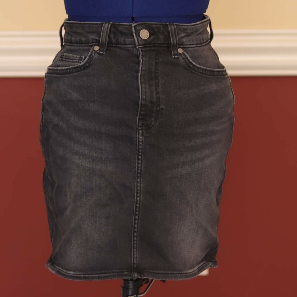 🖤FADED BLACK DENIM JEAN SKIRT🖤
